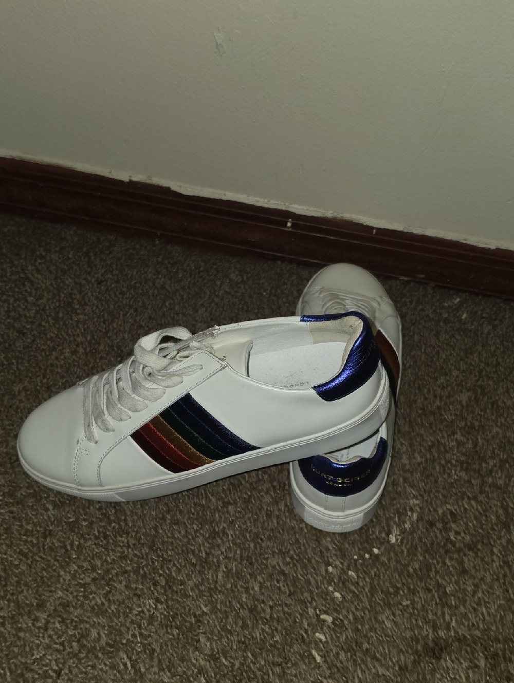 Kurt Geiger White Men’s Casual Sneakers with Rainbow Stripe